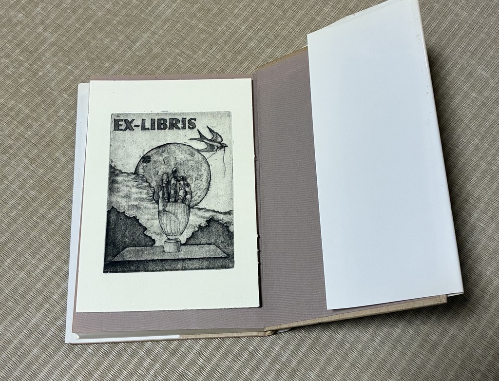 蔵書票　月と手