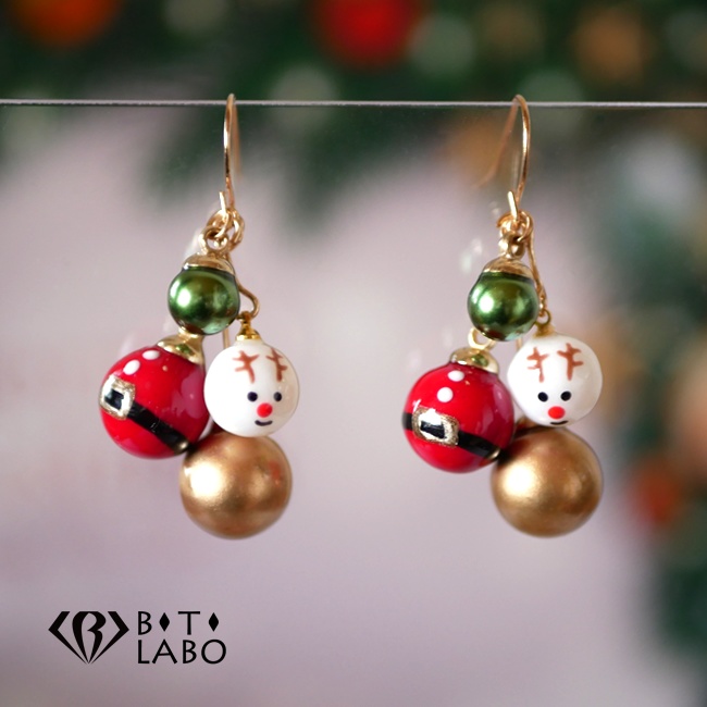 クリスマスピアス サンタとトナカイのオーナメント