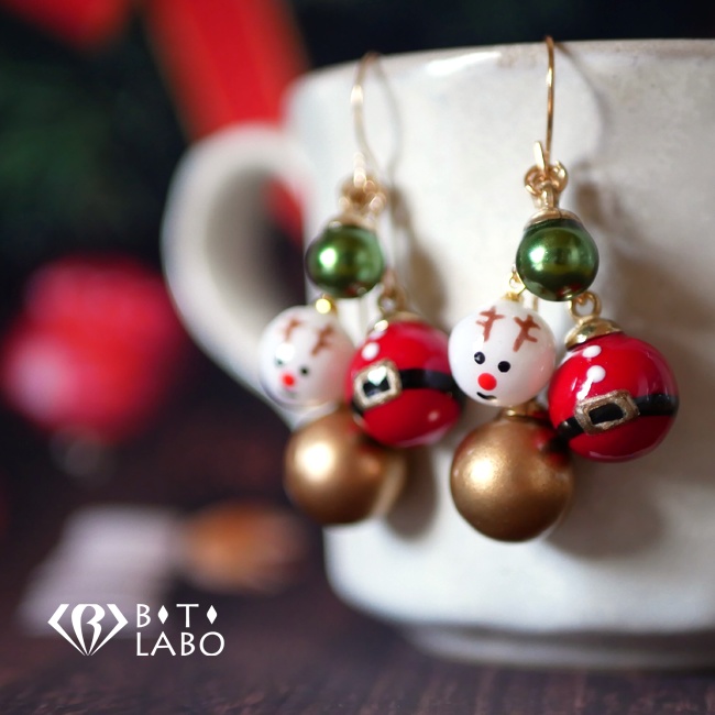 クリスマスピアス サンタとトナカイのオーナメント