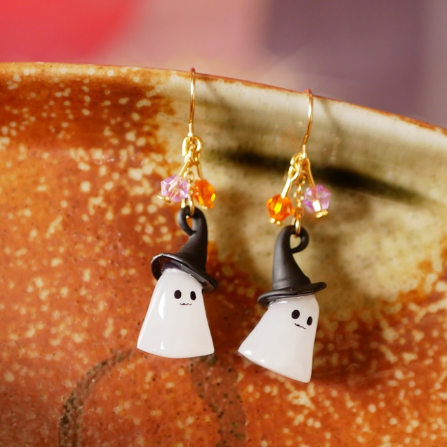 ハロウィン!魔女帽子のおめかしオバケのピアス・イヤリング