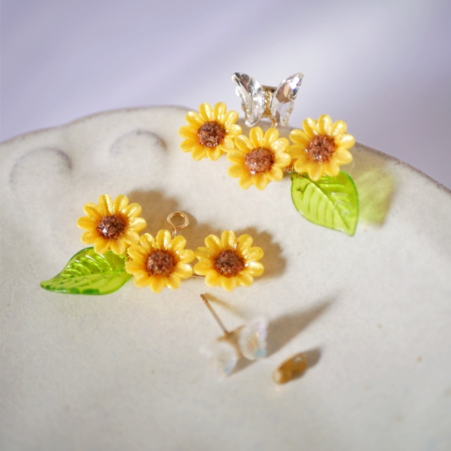 ひまわり畑と蝶の2wayピアス【片耳用】