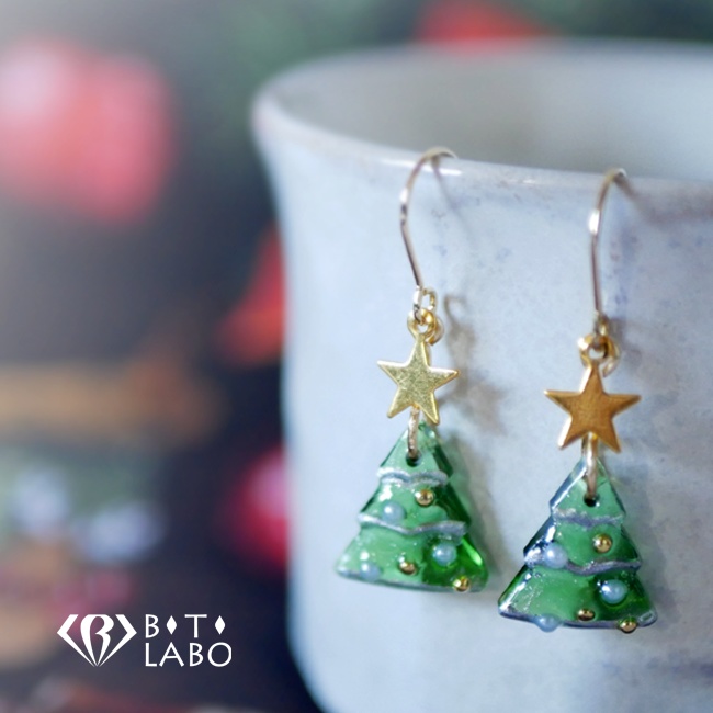 クリスマスピアス ガラスのクリスマスツリー