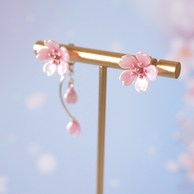 ひと粒桜とひらり花びらピアス・イヤリング 3way