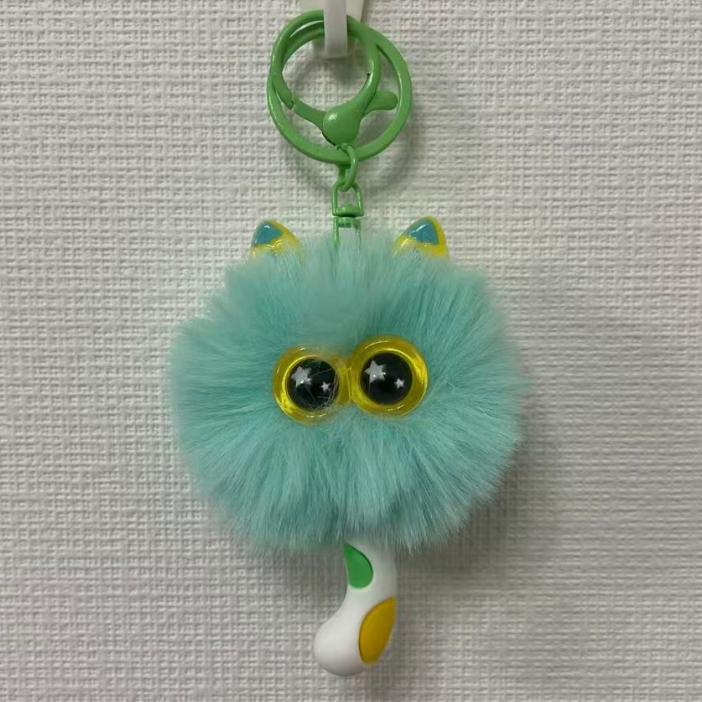 『新発売』　超可愛いこねこ　青色　キーホルダー・ストラップ