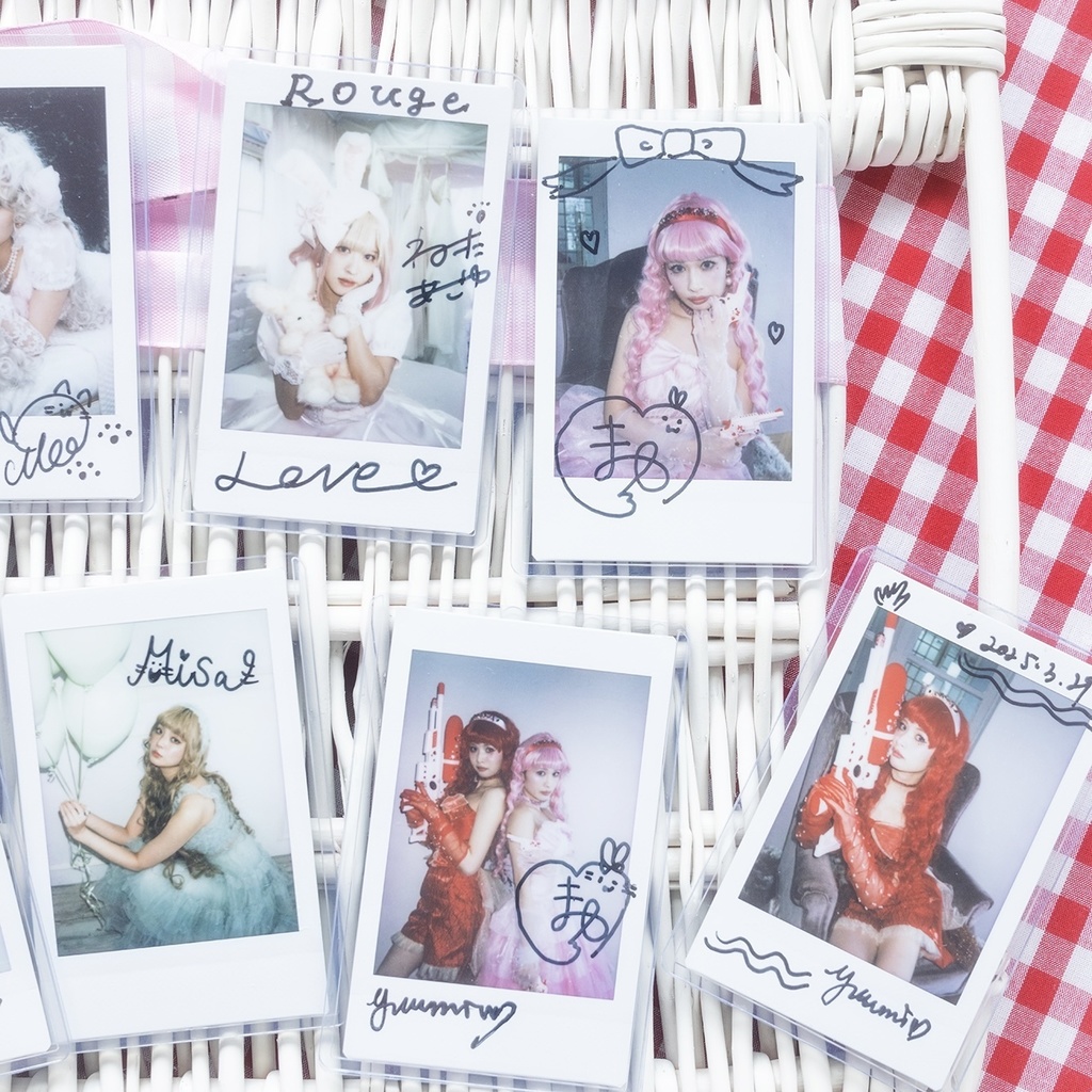 モデルさん別ランダムチェキ