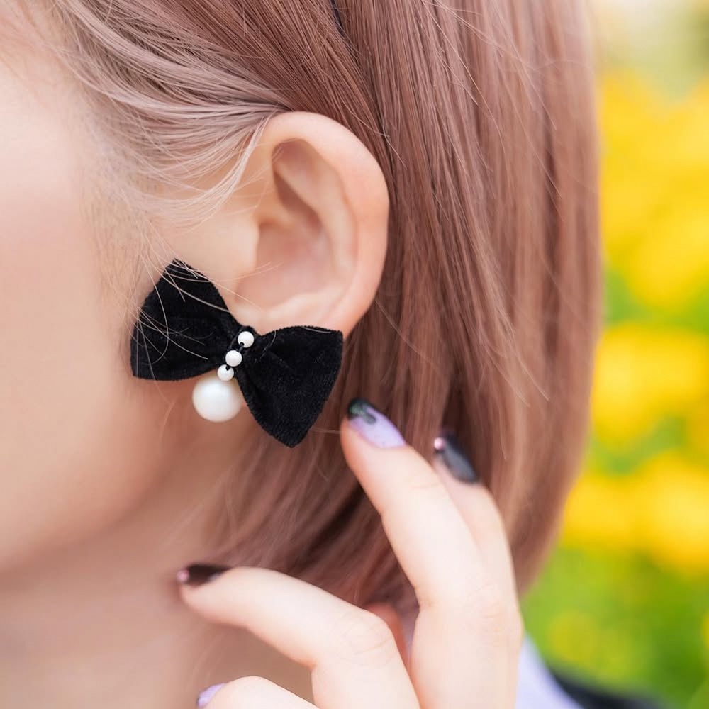 プチリボンイヤリング(ピアス)ブラック