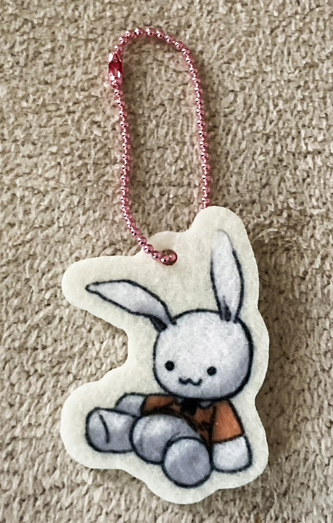 フェルトうさぎキーホルダー