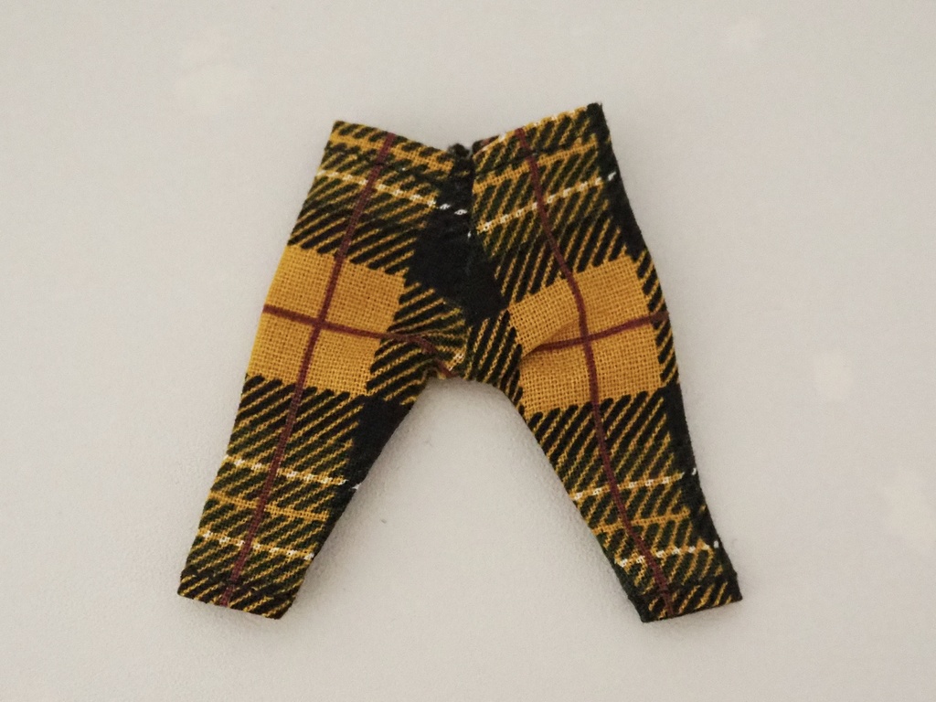 シンプルスリムパンツ チェック ねんどろいどどーる