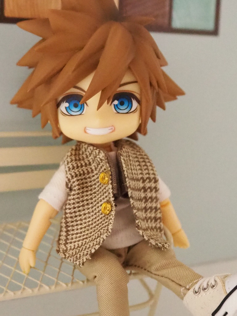 ドール用 チェック柄ジレ 白Tシャツ付き