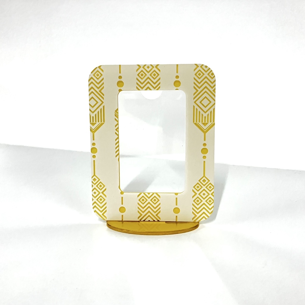 トレカスタンド