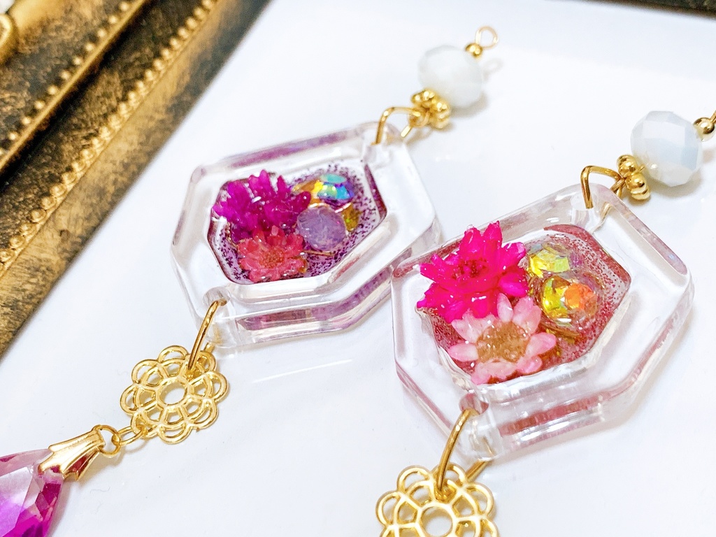 バイカラー×フラワーアレンジ❁⃘*.゚イヤーアクセサリー