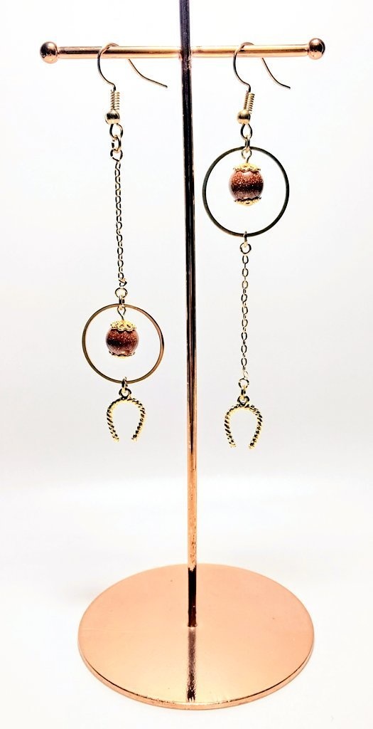 【非公式】サラブレッドイメージピアス/イヤリング【ハンドメイド】