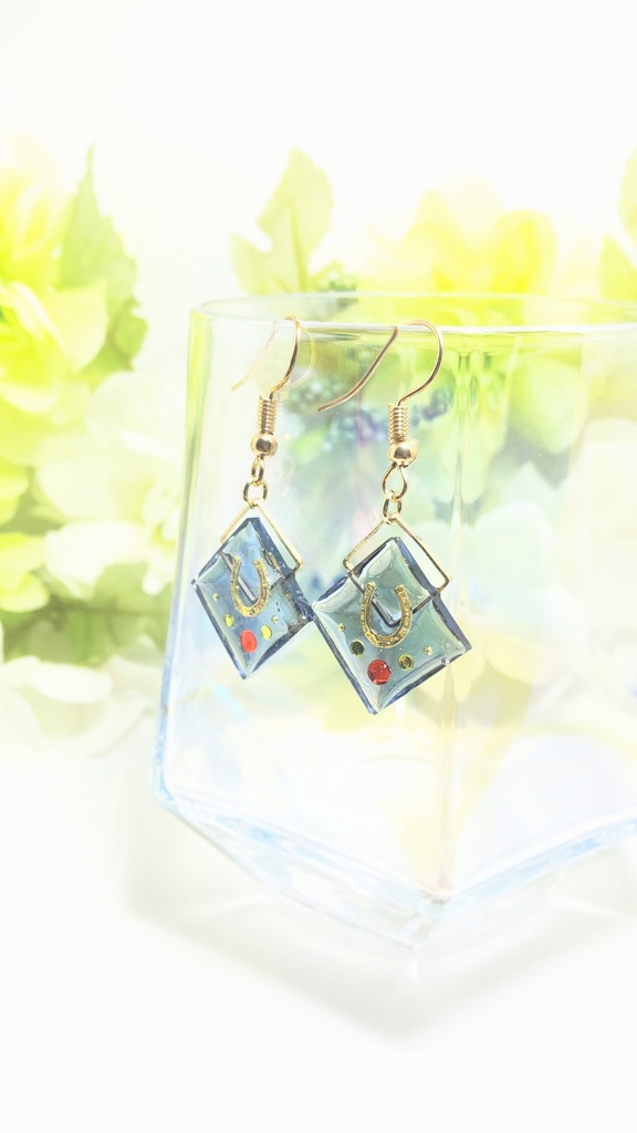 【オリジナル】馬イメージピアス/イヤリング【ハンドメイド】