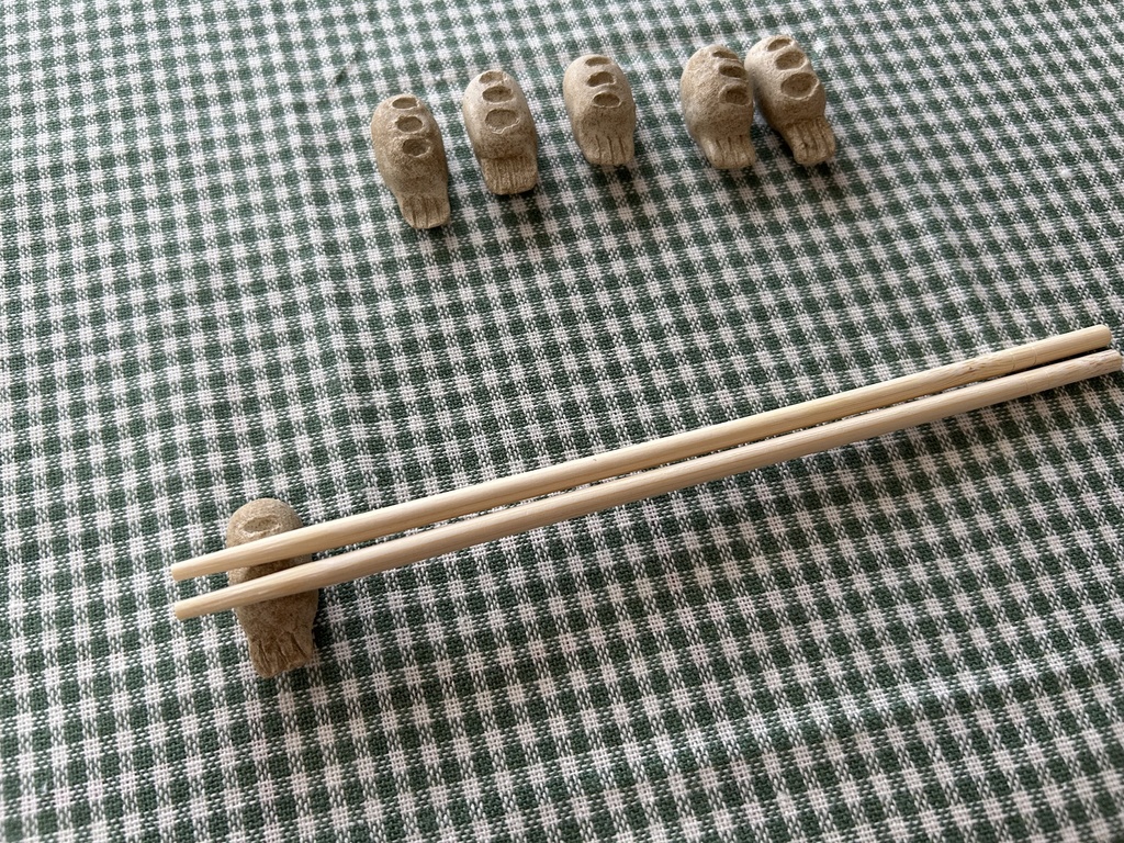 【置き物】小さいパンみたいないきもの