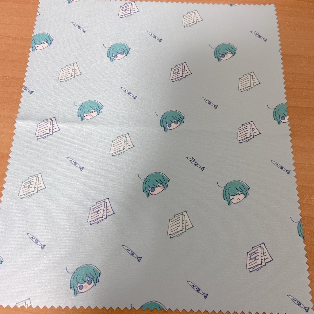 海くんニボシくん柄メガネ拭き