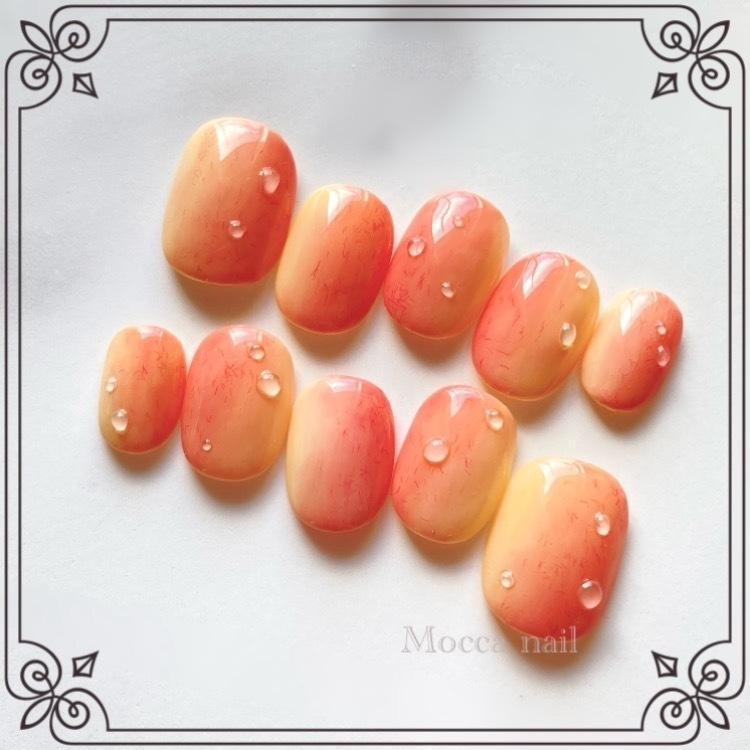 【009】桃皮 しずく ネイルチップ ぷっくり ちゅるん フルーツ うるうる 水滴 