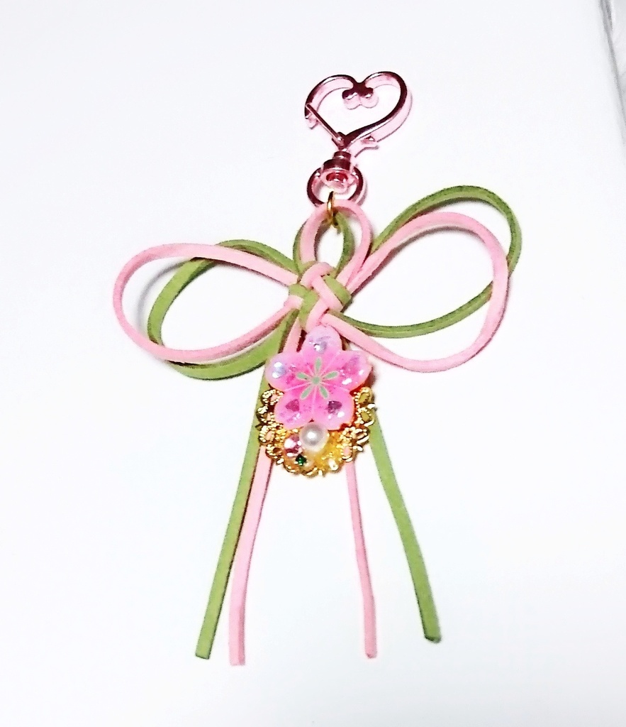 鬼滅の刃 胡蝶しのぶ 冨岡義勇甘露寺蜜璃 バックチャーム