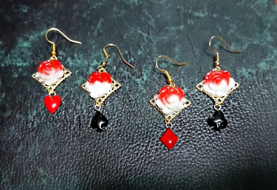 ツイステ ハーツラビュル ピアス・イヤリング(片耳)