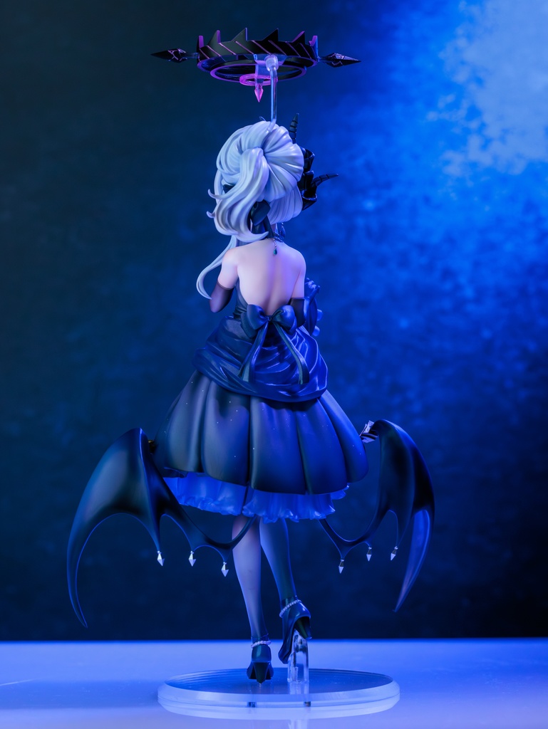 【4月末発送】ヒナ 1/7未塗装未組み立てガレージキット