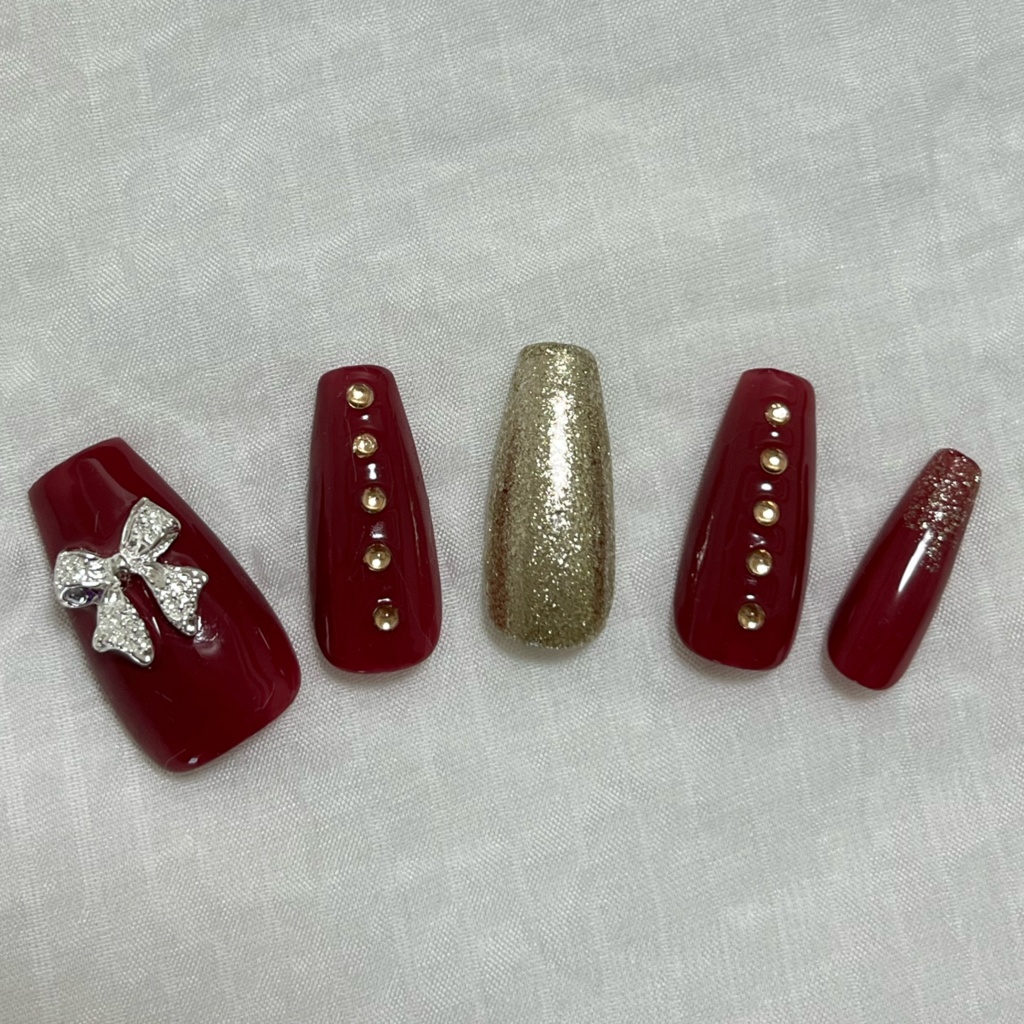 ボルドーネイルチップ