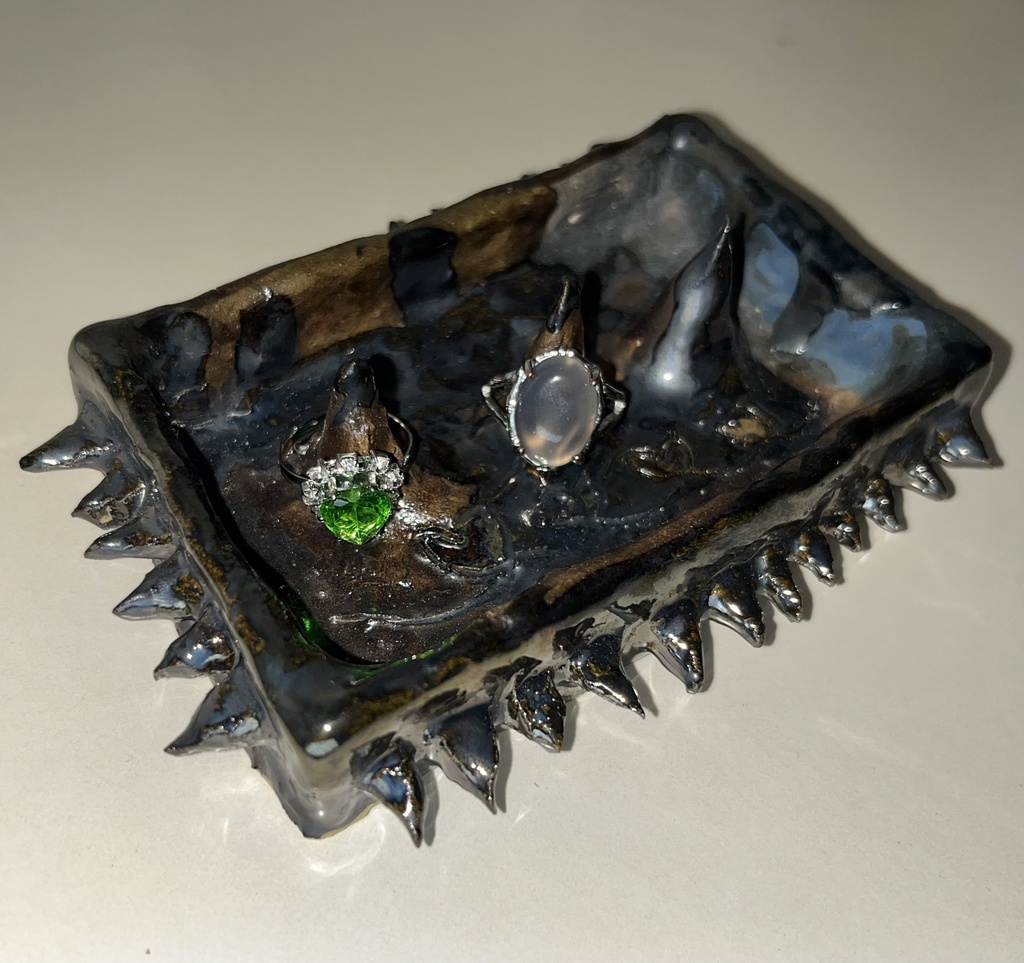 【陶器】トゲトゲジュエリートレー