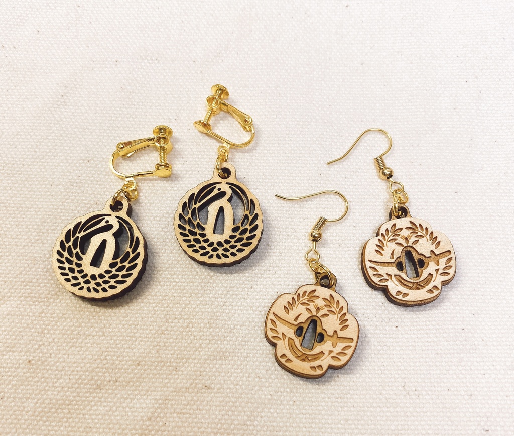 とうらぶウッドピアス