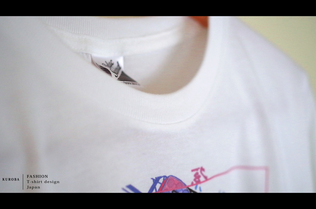 奇妙な冒険 第5部 パープルヘイズ・DモチーフTシャツ