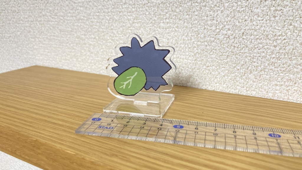 キャベツを食べるウニアクスタ