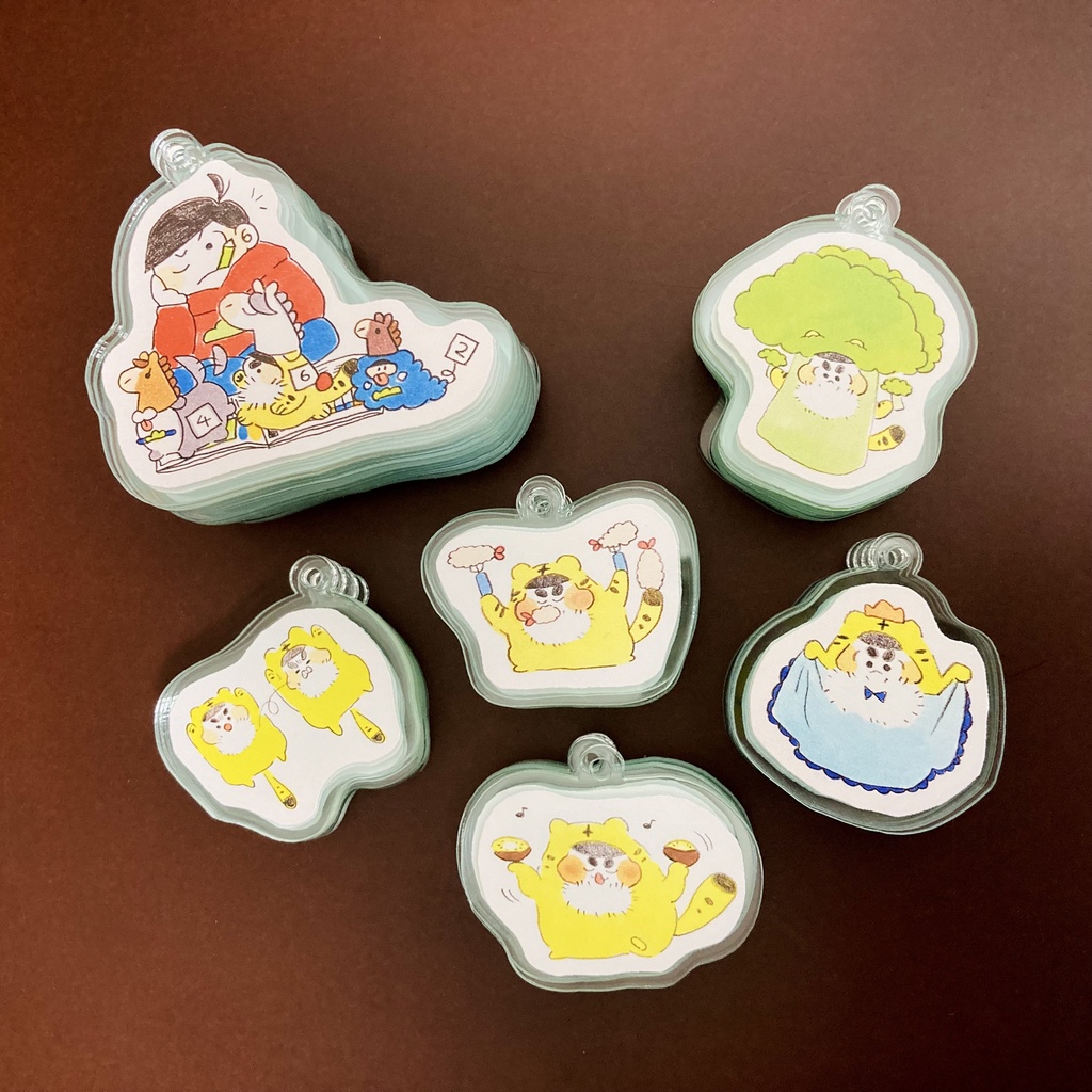 とら年アクキー🥝