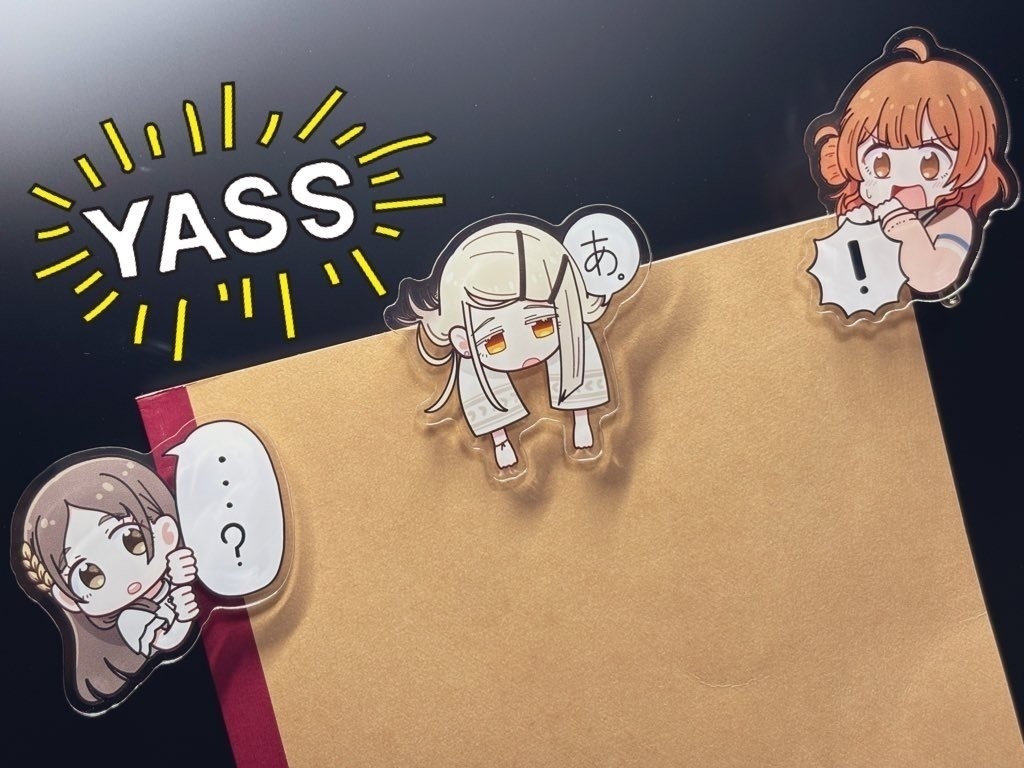 覗き込んでくれるアクリルバッジ再販