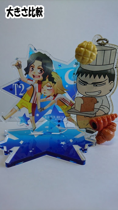 T2 アクリルフィギュア