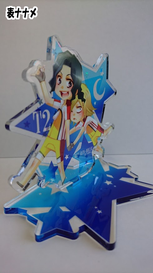 T2 アクリルフィギュア