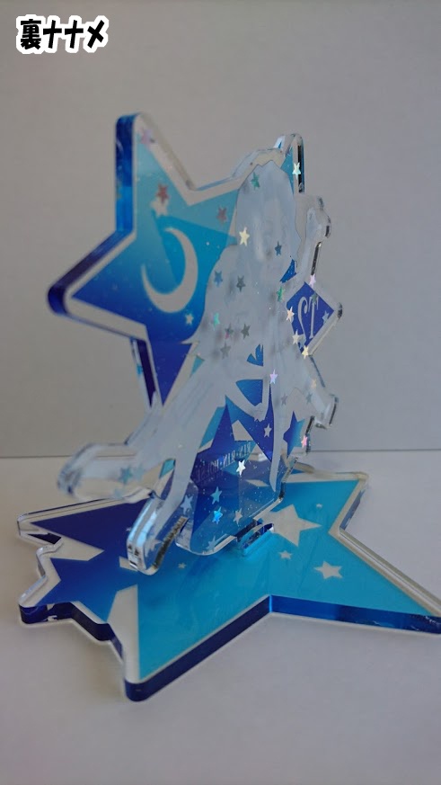 T2 アクリルフィギュア