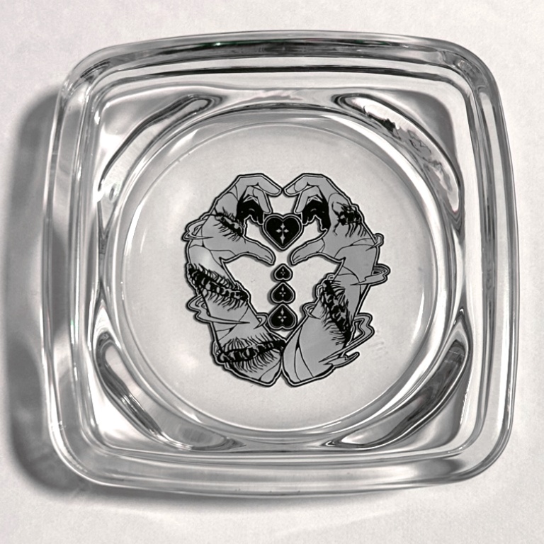 ガラス灰皿