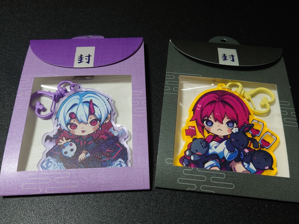 カラーアクリルキーホルダー 全2種