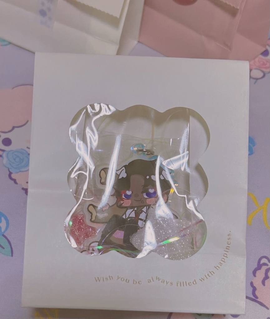 もぐもぐオーロラアクキー♡ヒース