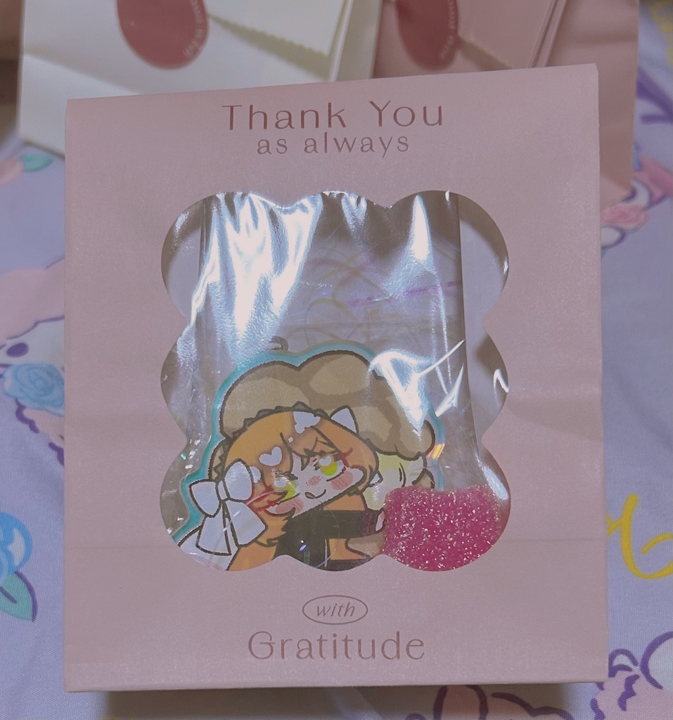 もぐもぐオーロラアクキー♡イシュ