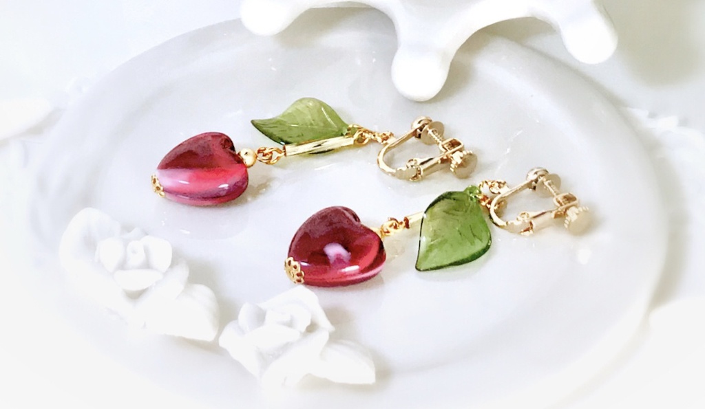 ハートのさくらんぼピアス・イヤリング