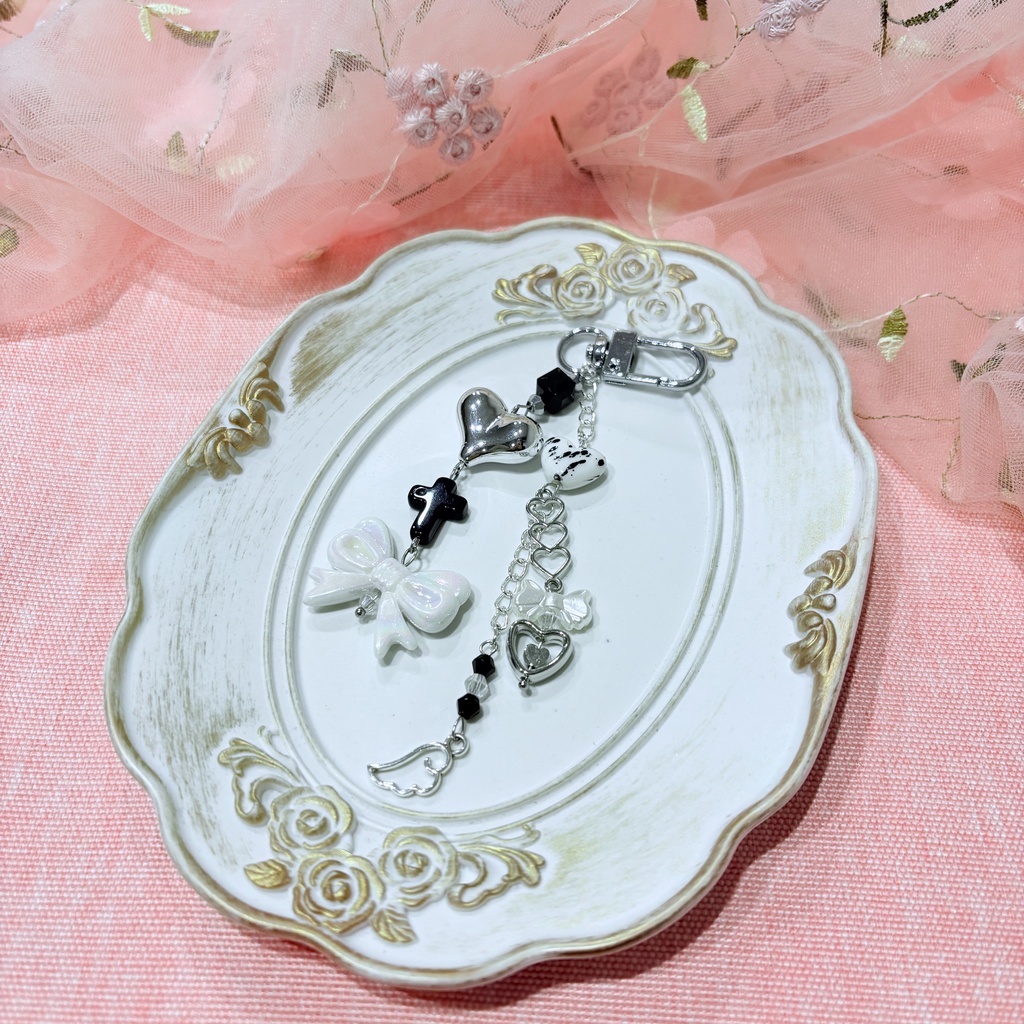 ハンドメイド ビーズキーホルダー