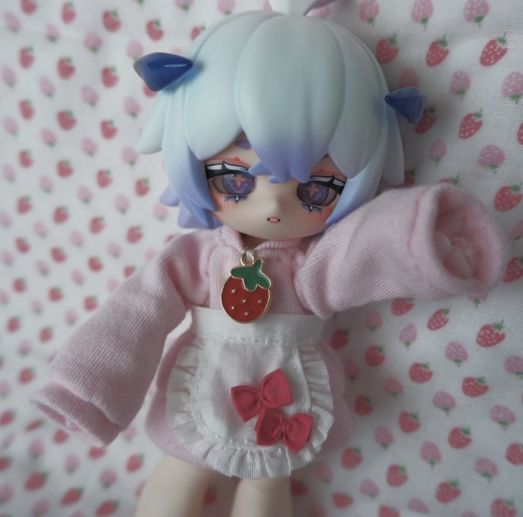 虫虫カフェ　メイドジャージ　ドール服