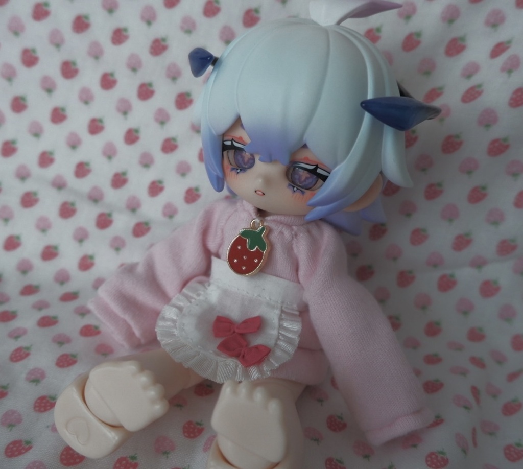 虫虫カフェ　メイドジャージ　ドール服