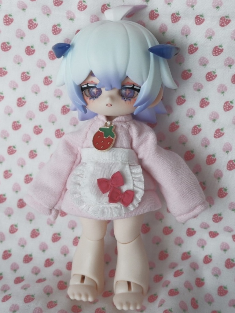 虫虫カフェ　メイドジャージ　ドール服