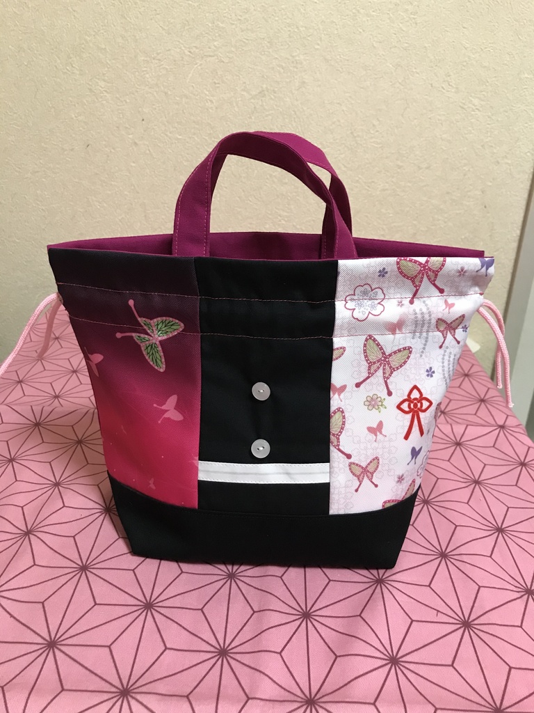 鬼滅の刃巾着袋 栗花落カナヲ