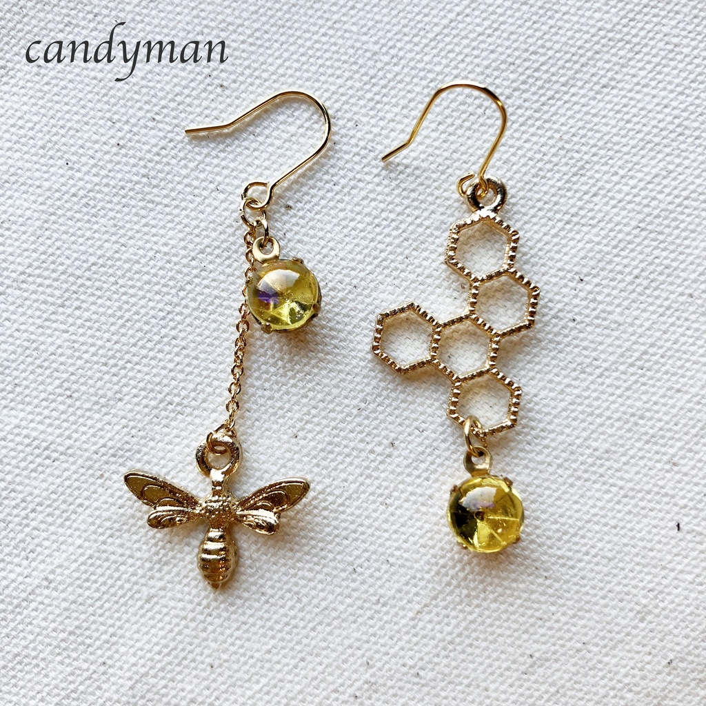 【送料込み】黄色いアシンメトリーなミツバチピアス*ヴィンテージ