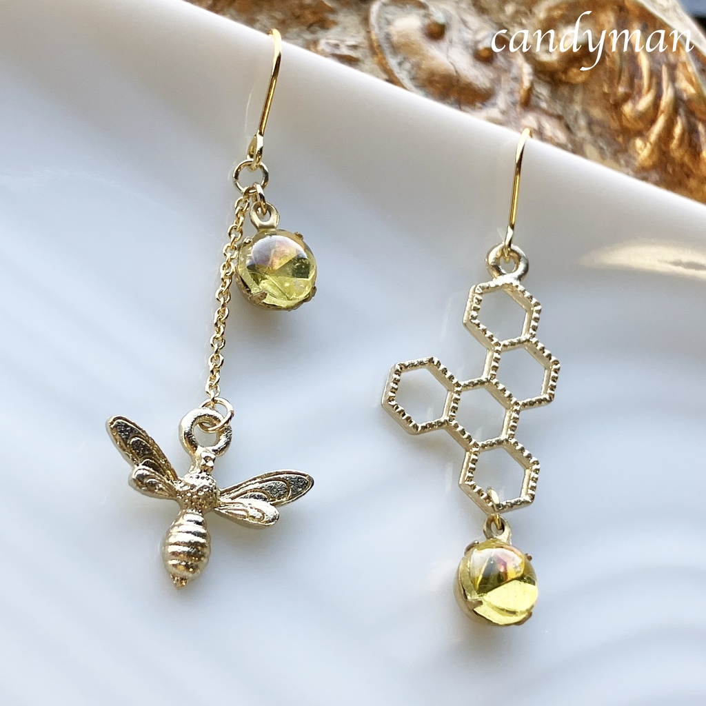 【送料込み】黄色いアシンメトリーなミツバチピアス*ヴィンテージ