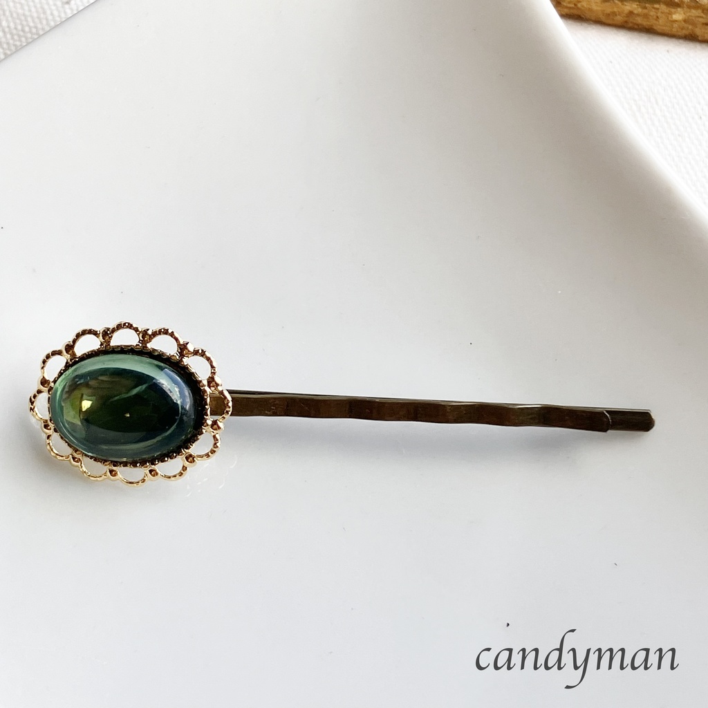 【送料込み】ヴィンテージ緑のトルマリンお花のヘアピン