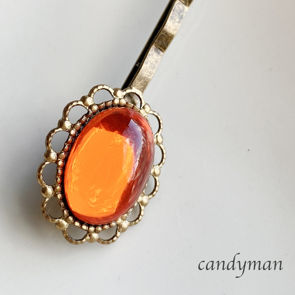 **再販**【送料込み】ヴィンテージオレンジのヒヤシンスお花のヘアピン