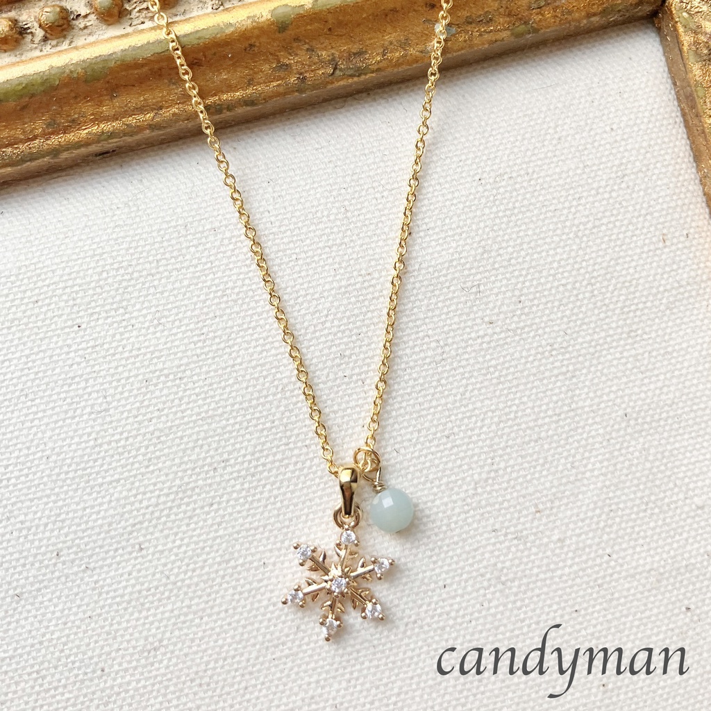 【送料込み】天然石アマゾナイトと雪の結晶のネックレス