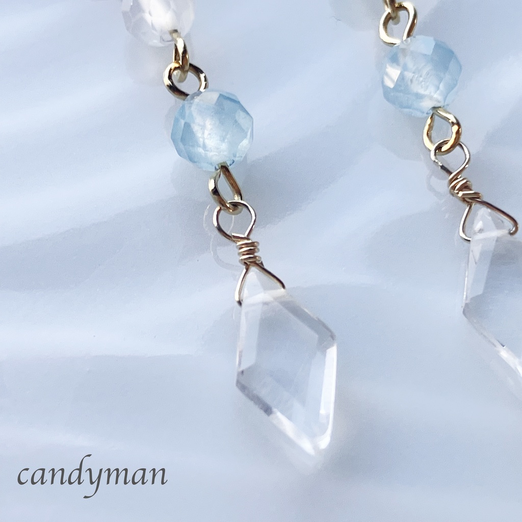 【送料込み】天然石アクアマリンの爽やか水色ピアス