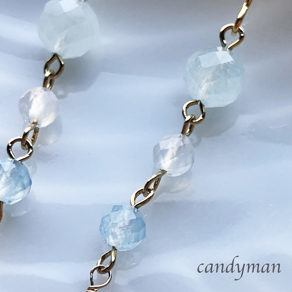 【送料込み】天然石アクアマリンの爽やか水色ピアス